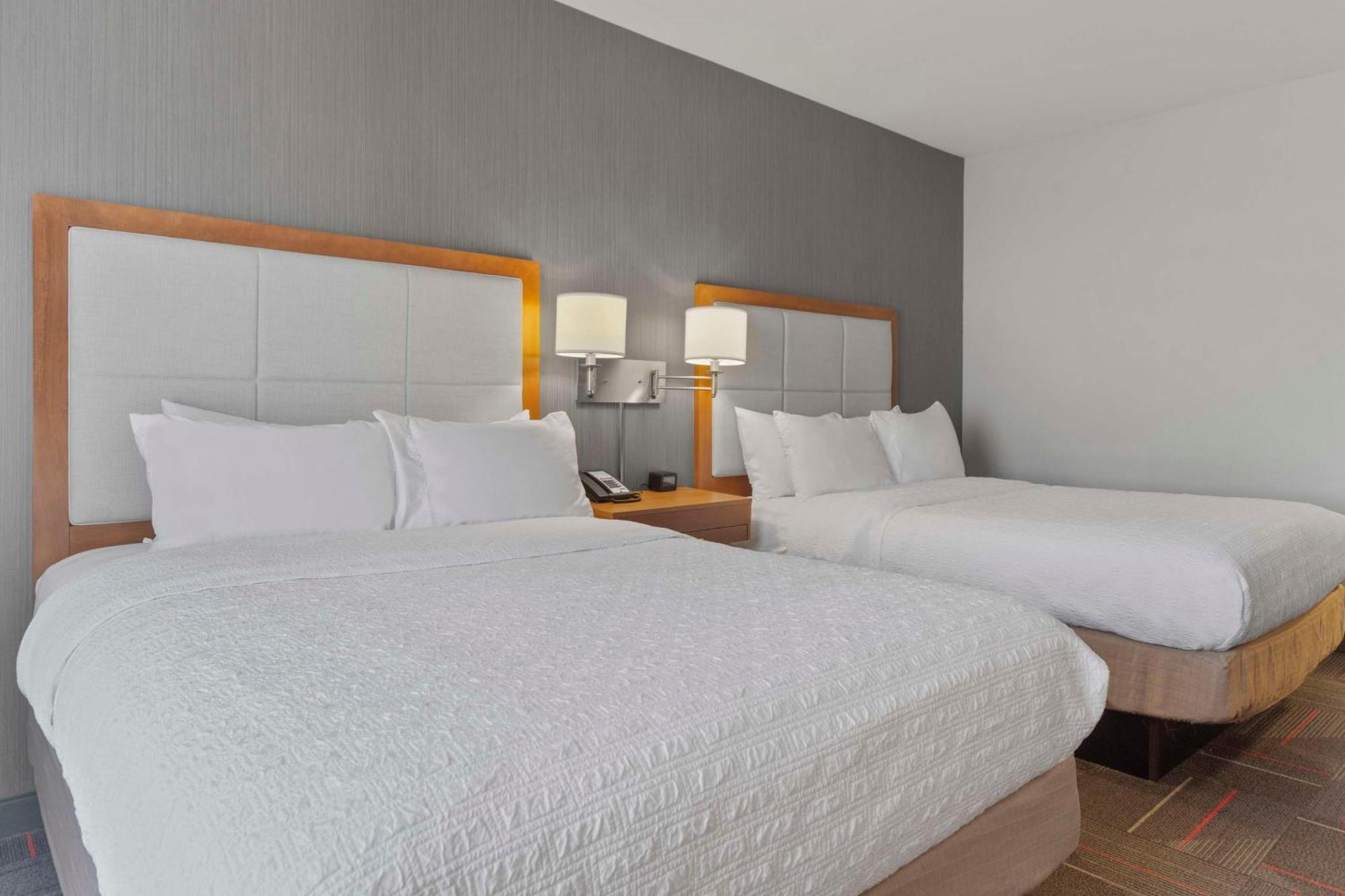 Hampton Inn & Suites Columbus Scioto Downs Extérieur photo