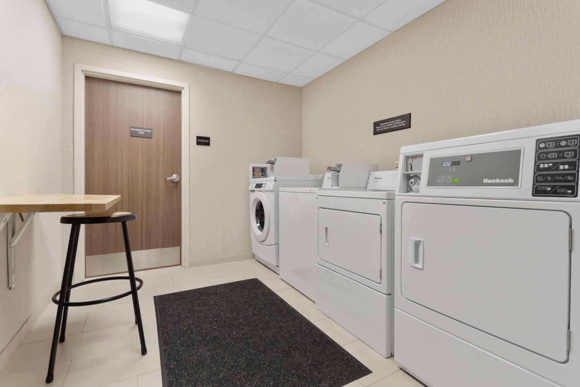 Hampton Inn & Suites Columbus Scioto Downs Extérieur photo